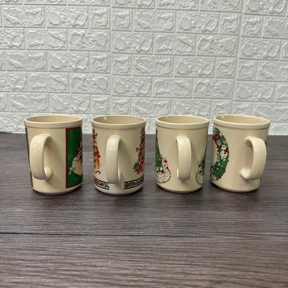 Lucy And Me Enesco Christmas Coffee Mug White Ceramic Cup Set of 4 Vtg 80s Retro - Picture 4 of 6